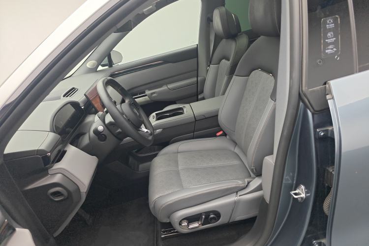 Used Zeekr 7X 2025 75 kWh Rear-Wheel Drive Intelligent Driving Version
