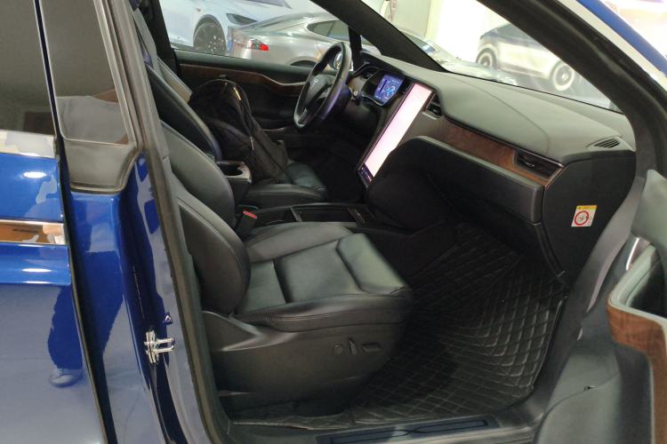 Used Tesla Model X 2019 Long-Range Version
