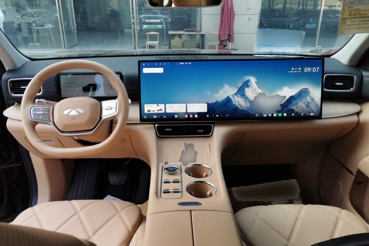 Used Chery T11 2026 Model 220 All-Wheel Drive Dual IMAX Theater Edition