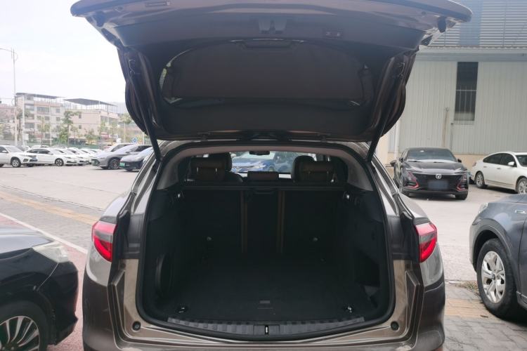 Used Alfa Romeo Stelvio 2017 2.0T 280HP Luxury Edition