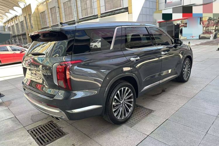 Used Hyundai Palisade 2023 3.5L Automatic All-Wheel Drive Calligraphy
