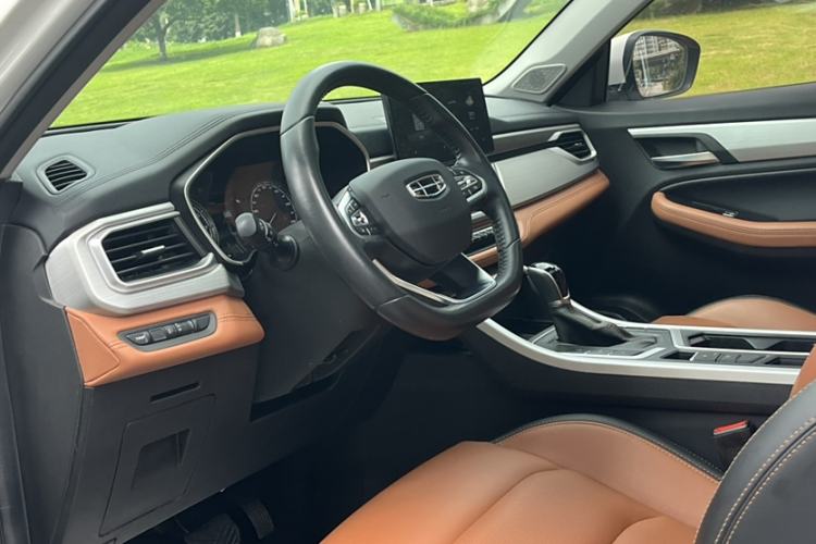 Used Geely Auto Vision X6 2020 1.4T CVT Luxury Edition
