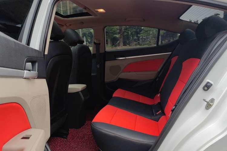 Used Hyundai Elantra 2016 1.6L Automatic ZhiXuan – Elite Version
