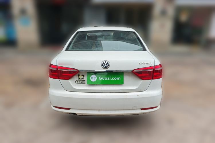 Used Volkswagen Lavida 2013 Revised Classic 1.6L Automatic Fashion Edition