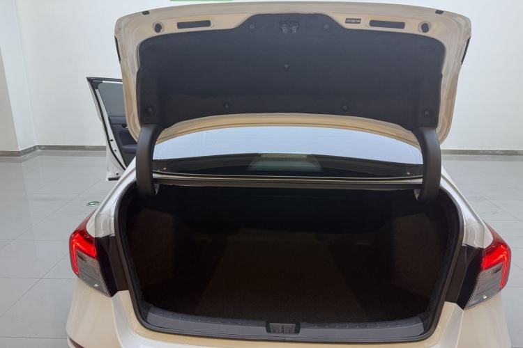 Used Honda Civic 2022 240TURBO CVT Dynamic Edition
