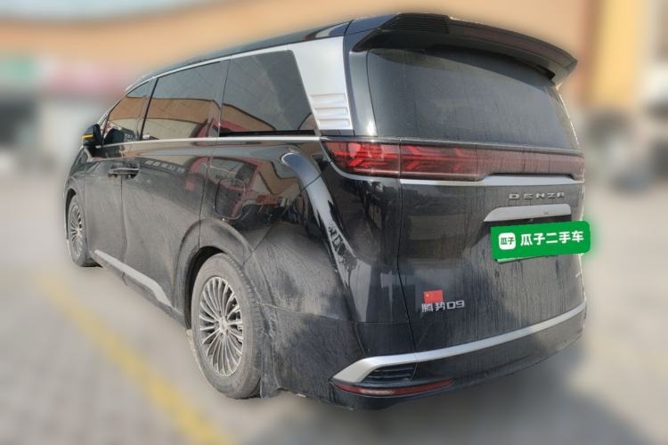 Used Denza D9 2022 DM-i 970 Four-Wheel Drive Flagship Model
