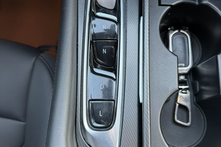 Used Buick Enclave 2020 28T Two-Wheel Drive Zhanqi Version
