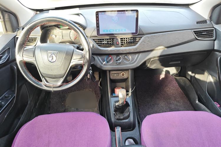Used Baojun 310 2016 1.2L manual Comfort trim level
