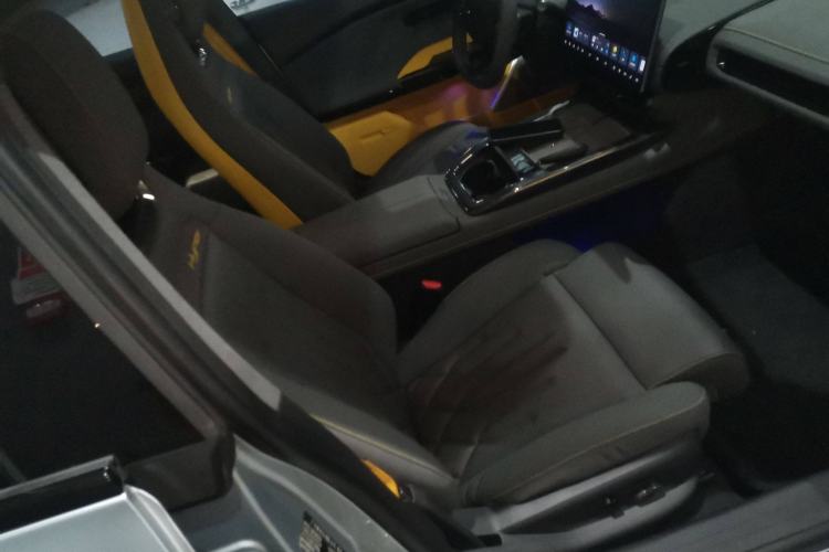 Used  GT 2023 560 Rear-Drive Seven-Wing Edition