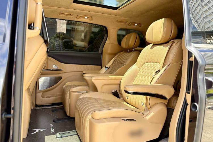 Used VOYAH Dream 2024 PHEV Ultra-Long Range Flagship Edition
