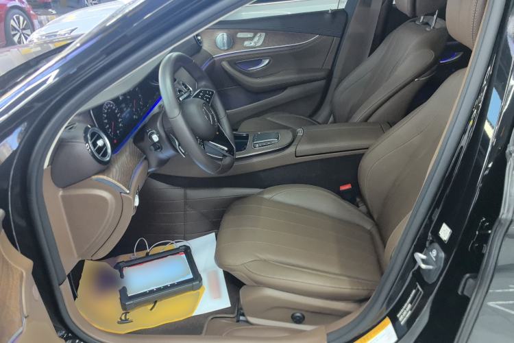 Used Mercedes-Benz E-Class 2023 Updated E 300 L Fashion Edition
