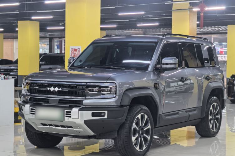 Used Formula Leopard Leopard 5 2023 Navigator Edition