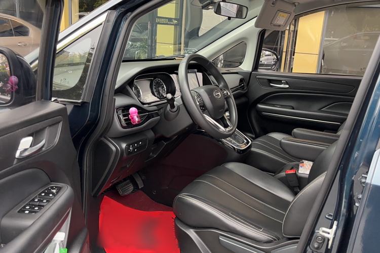 Used GAC Trumpchi M6 2021 270T DCT Luxury Edition (7 Seats)
