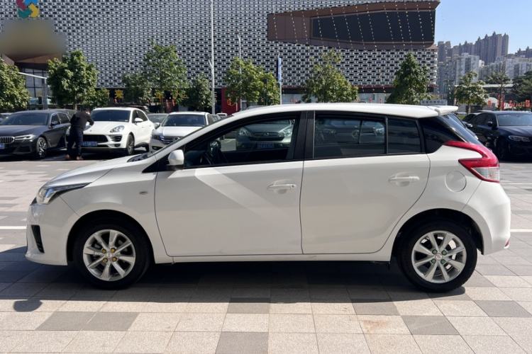 Used Toyota YARiS L 2015 1.5E Automatic Charm Edition
