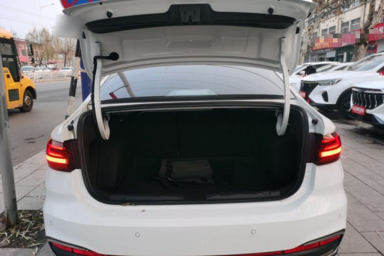 Used Volkswagen Lavida 2023 300TSI DSG Full-Comfort Edition