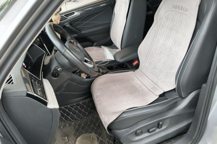 Used Volkswagen Tiguan L 2022 380TSI Automatic All-Wheel Drive R-Line Enhanced Comfort 7-Seater
