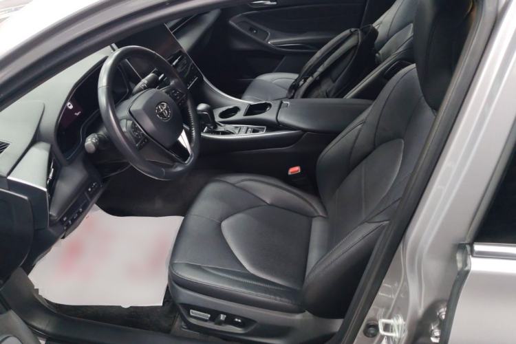 Used Toyota Avalon 2023 Dual-Engine 2.5L Luxury Edition