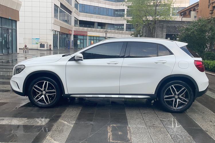 Used Mercedes-Benz GLA 2016 GLA 220 4MATIC Fashion Edition
