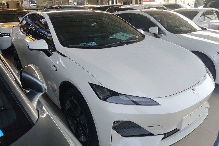 Used  SL03 2025 Pure Electric Elite Model
