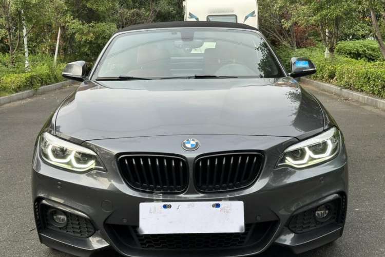 Used BMW 2 Series 2019 225i Convertible Coupe Luxury Edition M Sport Package

