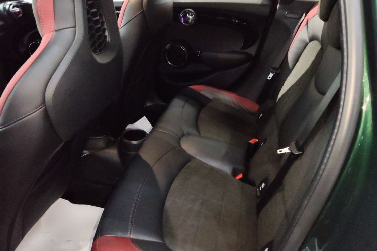 Used  MINI 2018 1.5T COOPER Racing Edition Five-Door Version
