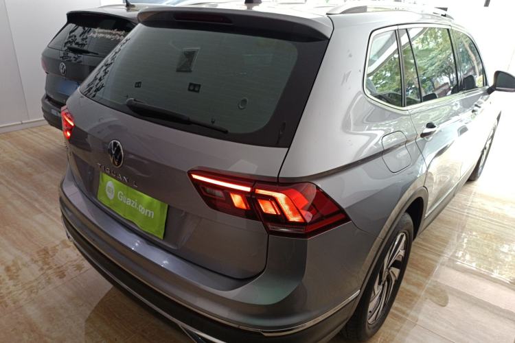 Used Volkswagen Tiguan L 2023 330TSI Automatic Two-Wheel Drive Smart Edition