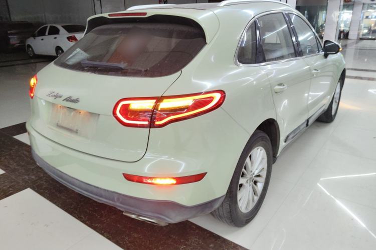 Used Zotye SR9 2017 2.0T Manual "Ultimate Light" Edition