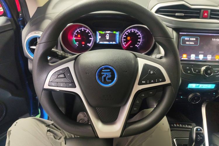 Used BYD Yuan New Energy 2018 EV360 Smart Connected Cool Model
