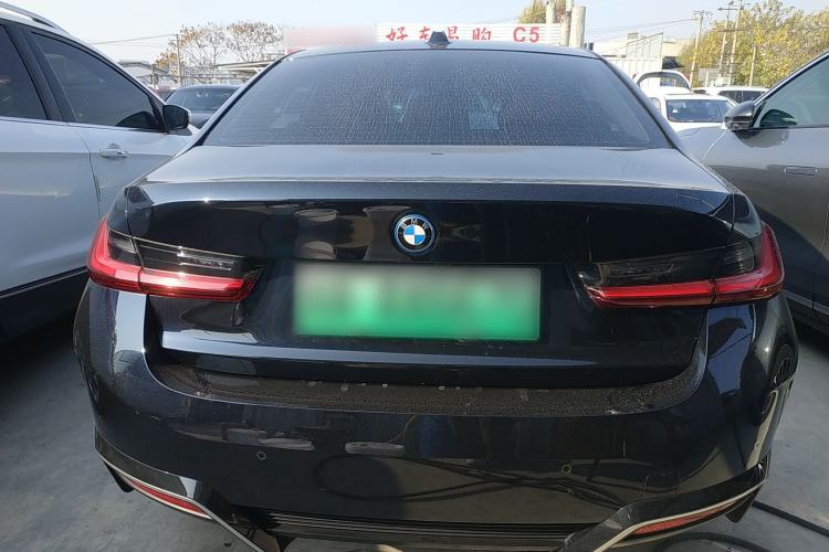 Used BMW i3 2022 eDrive 35 L
