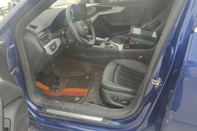 Used Audi A4L 2020 40 TFSI Fashionable and Elegant Model