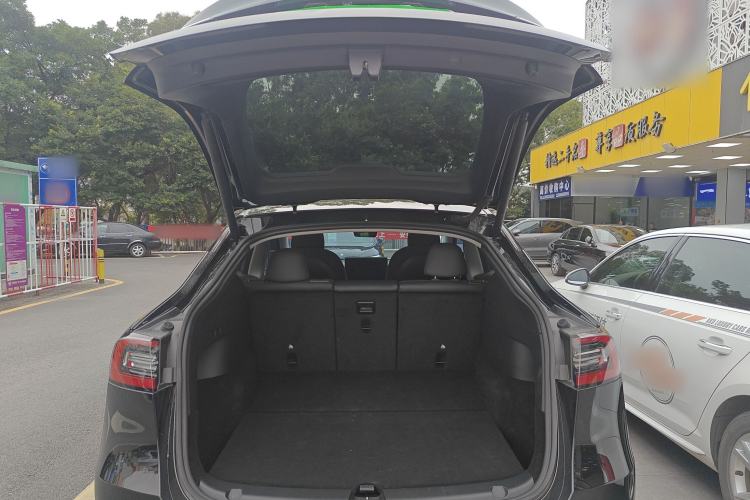 Used Tesla Model Y 2021 Long-Range All-Wheel-Drive Version 3D7
