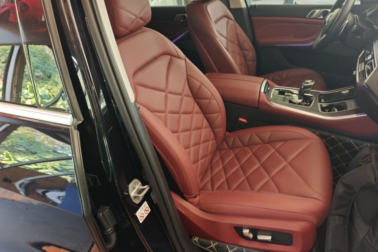 Used BMW X5 2022 Restyled xDrive 30Li Luxury Version M Sport Package
