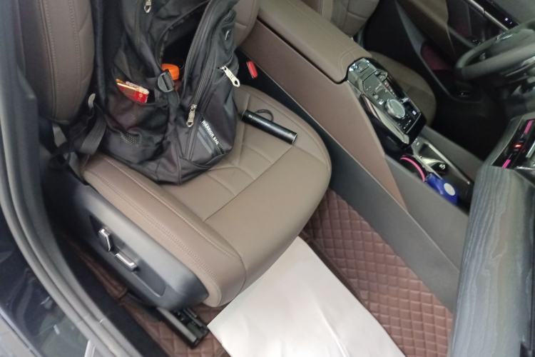 Used BMW 5 Series 2024 525Li Luxury Package
