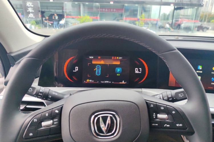 Used Changan CS35PLUS 2021 Revised Version Blue Whale NE 1.4T DCT Prestige Edition
