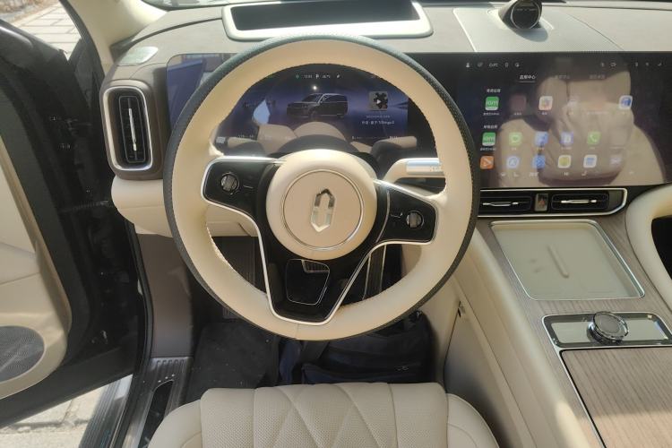 Used Hima AITO M9 2024 Range-Extended Ultra Version 52 kWh 6-Seater Model
