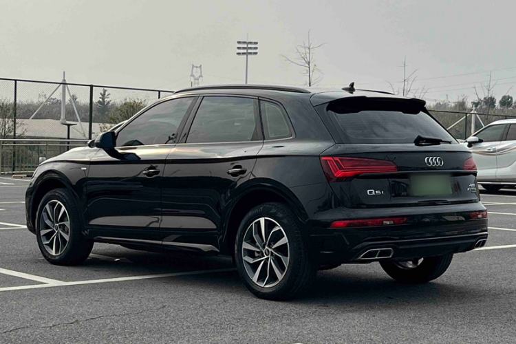 Used Audi Q5L 2023 40T Fashionable and Dynamic Edition
