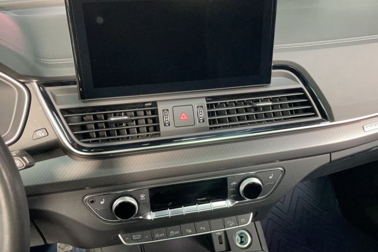 Used Audi Q5L 2022 40T Luxury Dynamic Model