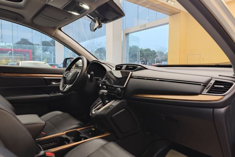 Used Honda CR-V 2021 240TURBO CVT 2WD Fashion Edition
