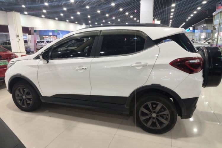 Used BYD Yuan New Energy 2019 EV360 Smart Connect Elite Model
