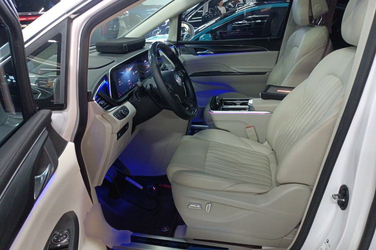 Used Buick GL8 2023 ES Lu Zun Comfort Model
