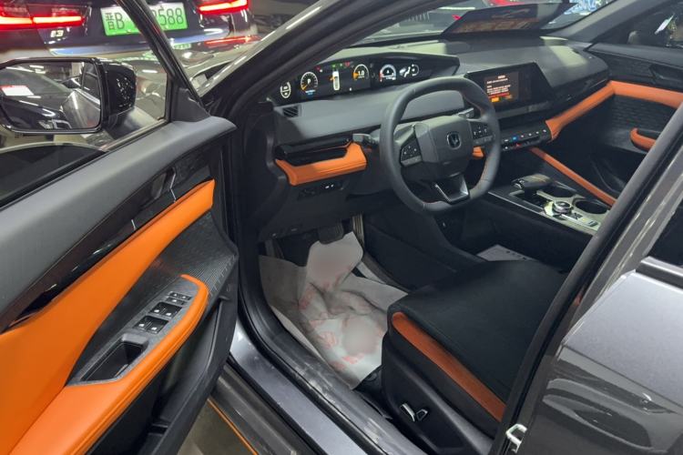 Used Changan UNI-V 2023 2.0T Sport Edition
