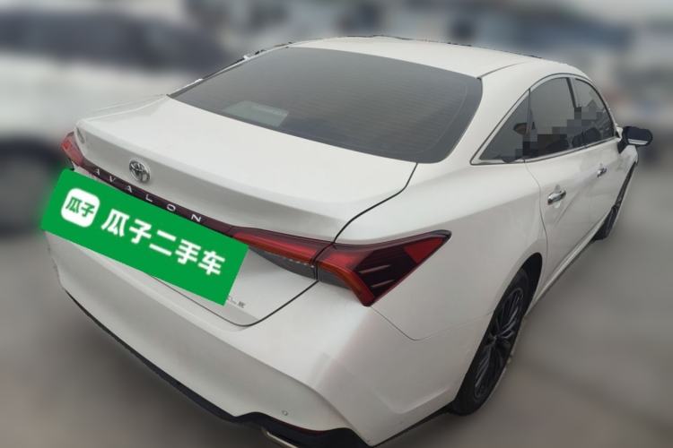 Used Toyota Avalon 2019 2.0L XLE Prestige Version China VI Standard
