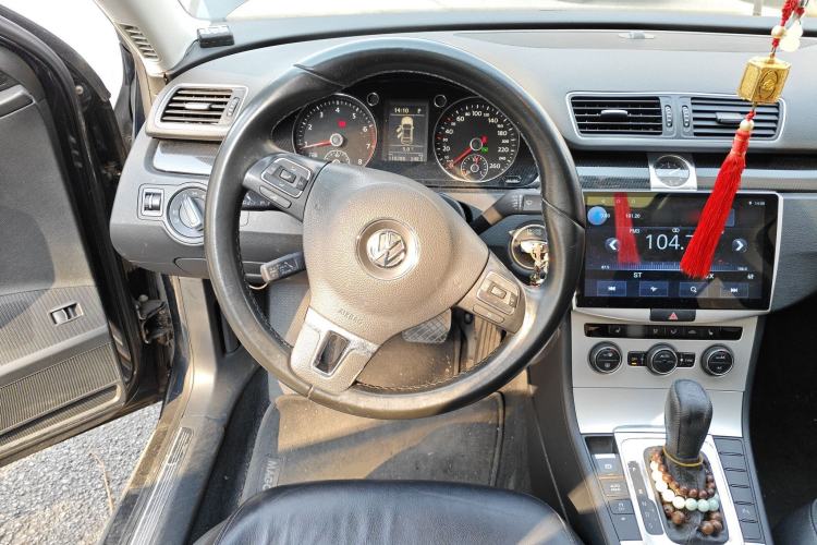 Used Volkswagen Magotan 2013 2.0 TSI Luxury Model
