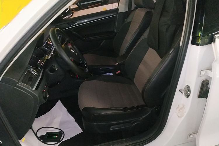 Used Volkswagen C-TREK 2018 230TSI DSG Comfort Model
