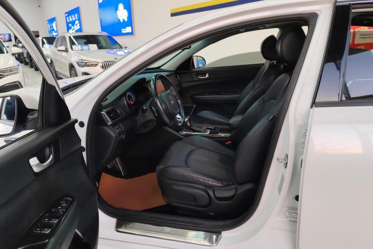 Used Kia K5 2016 1.6T Automatic LUX
