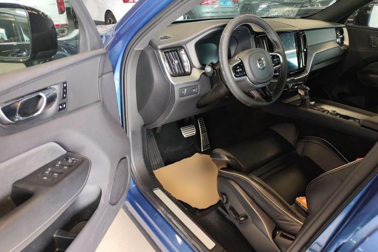 Used Volvo XC60 2021 T5 4x4 Smart & Advanced Sport Edition
