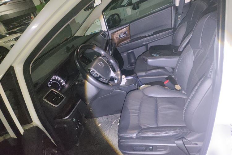 Used Honda Odyssey 2015 Updated Version 2.4L Smart Edition