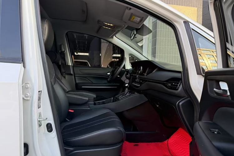 Used GAC Trumpchi M6 2019 270T DCT Luxury Edition (7-seater) China VI
