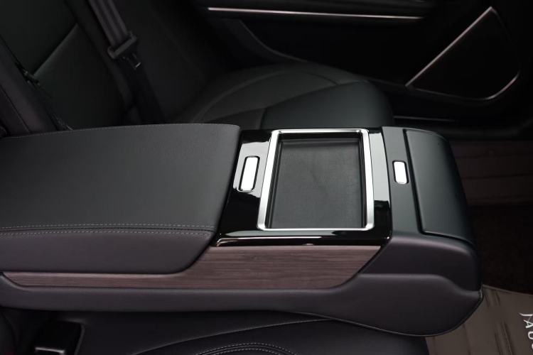 Used Jaguar XFL 2023 XFL 2.0T P200 Two-Wheel-Drive Elite Luxury Edition
