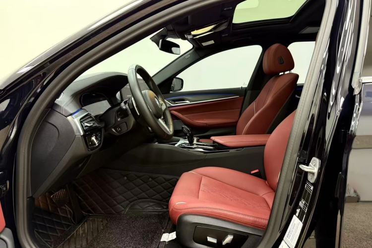 Used BMW 5 Series 2023 Restyled 530Li Leading Edition M Sport Package
